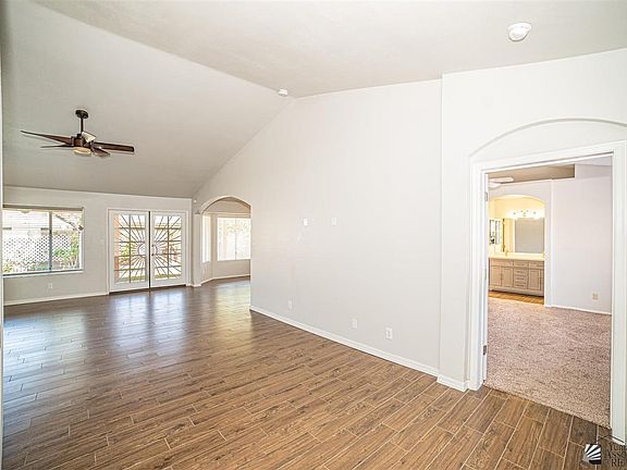 4th image of 1449 S 35th Dr