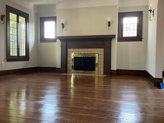 3rd image of 7813 Reuter Ave #2
