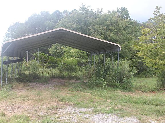 4th image of 217 Gary Ln