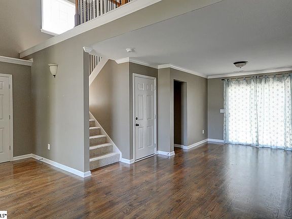 5th image of 12 Kentworth Ct