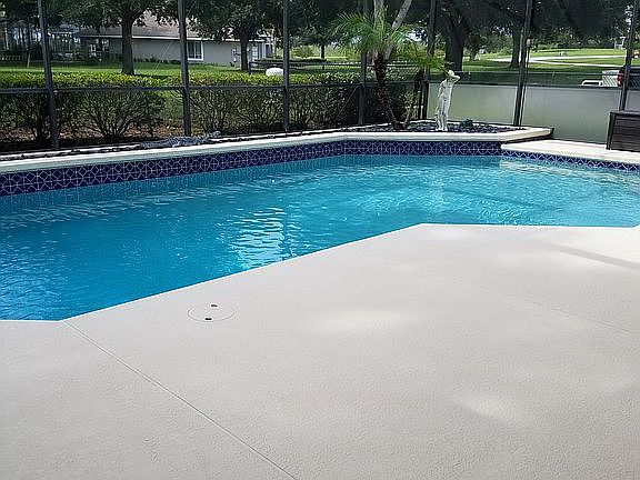 4th image of 12901 Blue Heron Ct