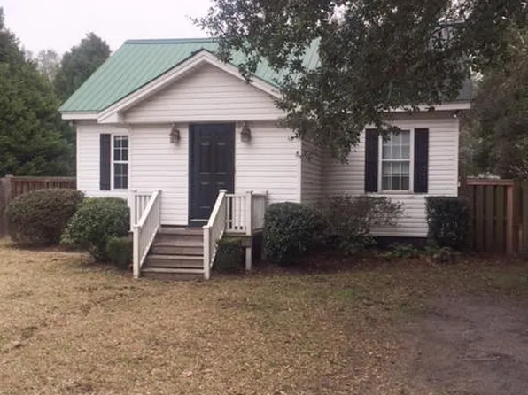 1332 Erckmann Dr, Mount Pleasant, SC 29464