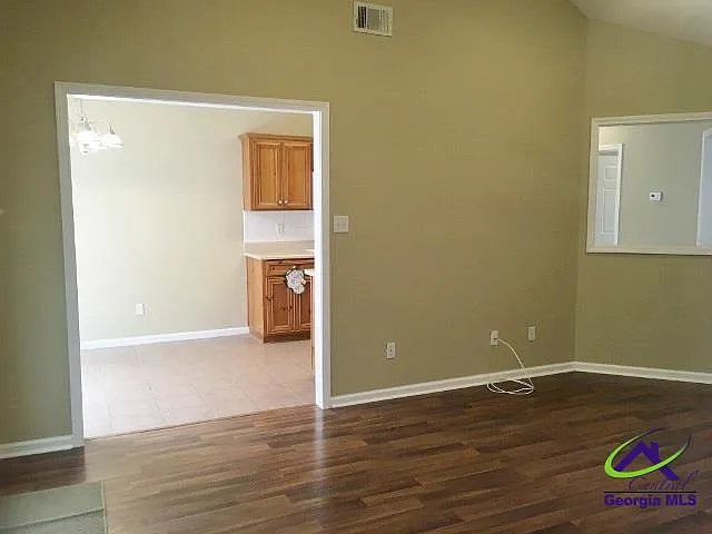 216 Bowens Mill Dr — Photo 8