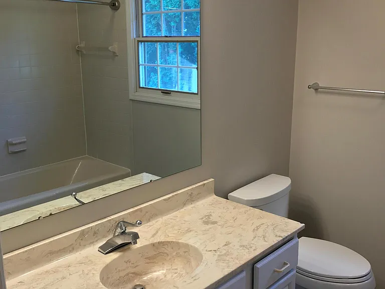 1595 Hamilton Ct — Photo 20