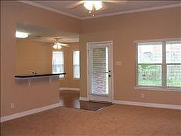 3rd image of 15 Clara Barton Ln