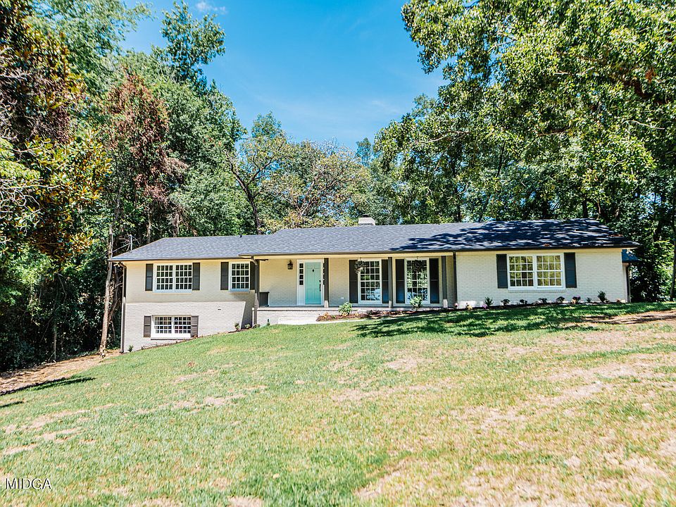 1st image of 137 Rivoli Woods Dr