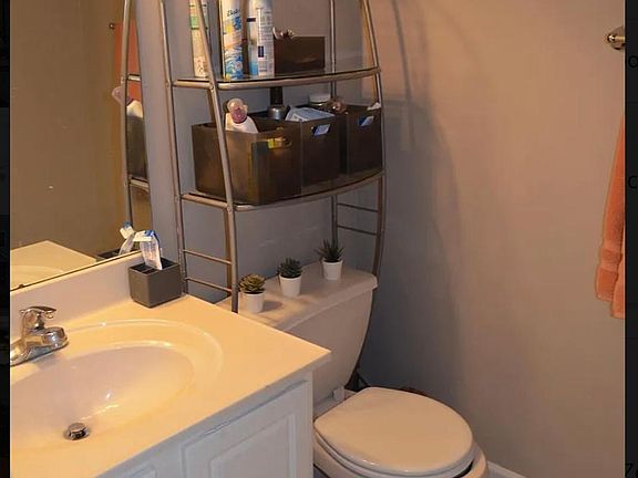 2nd image of 1619 Queen Anne Way #1619