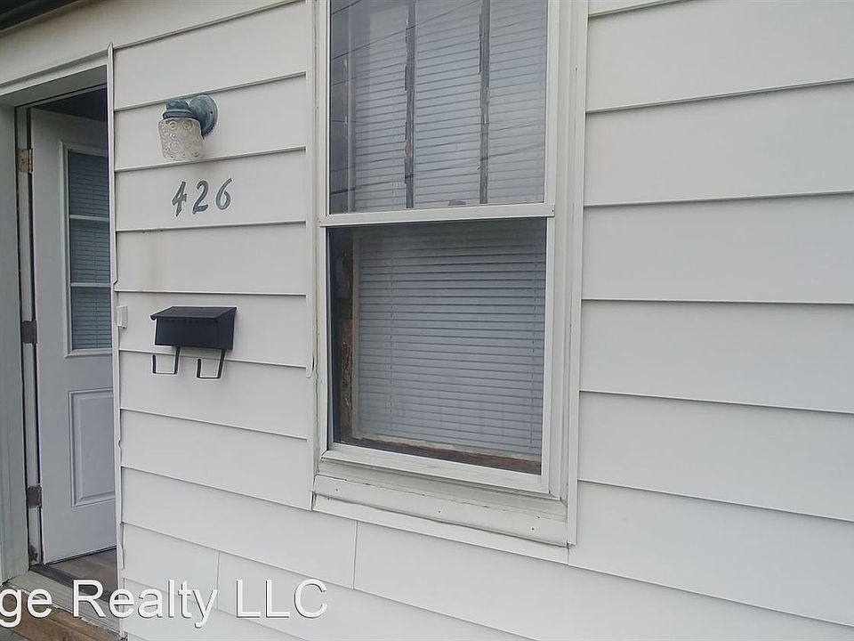 1st image of 426 Jefferson Ave