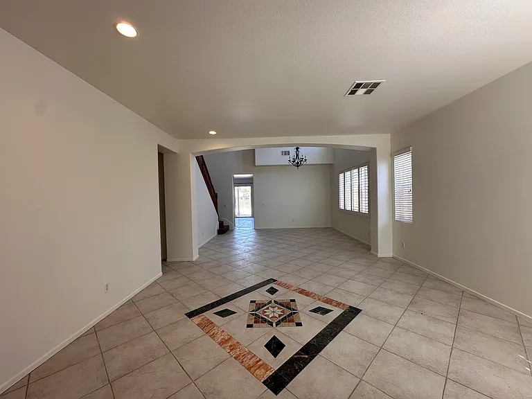 23424 Caliente Springs Ave — Photo 3