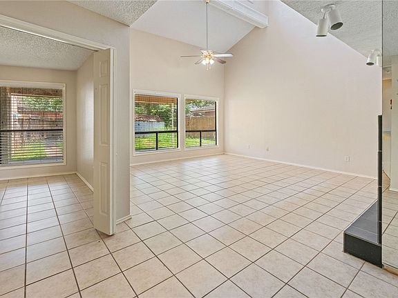4th image of 7209 Candy Ridge Rd