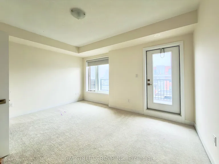26 William Duncan Rd — Photo 17