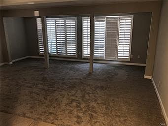 5th image of 571 Tedford Way
