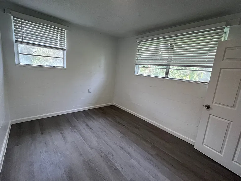 Horizon Circle Apartments — Photo 16
