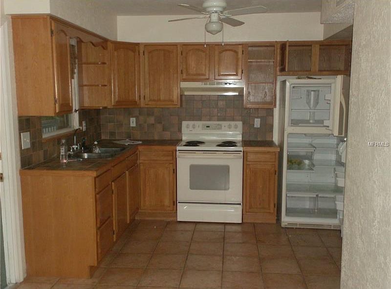 2nd image of 111 145th Ave E APT 4