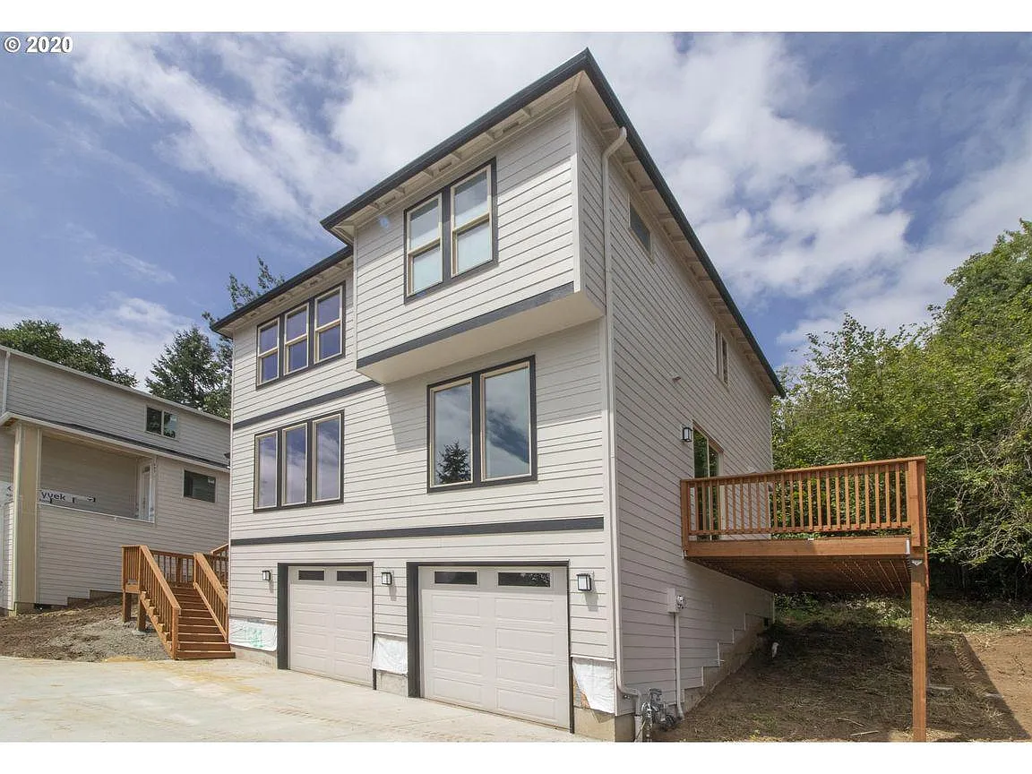 4611 NE 12th Ct photo 1