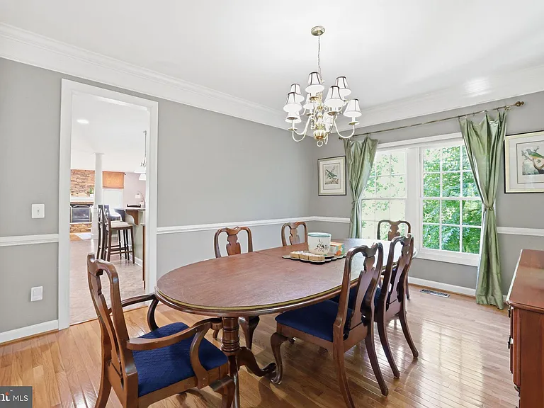 5767 Bush Hill Dr — Photo 14
