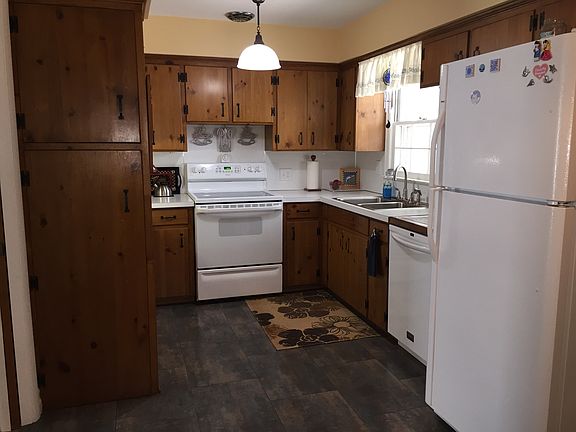 5th image of 1817 Linden St