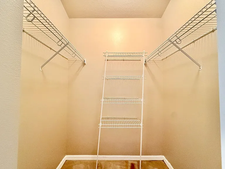 7112 Hiawassee Overlook Dr — Photo 12