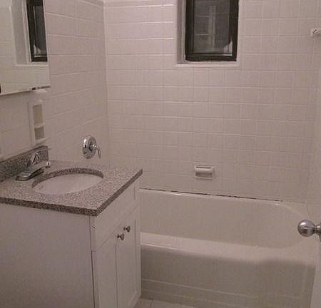 4th image of 13422 87th Ave