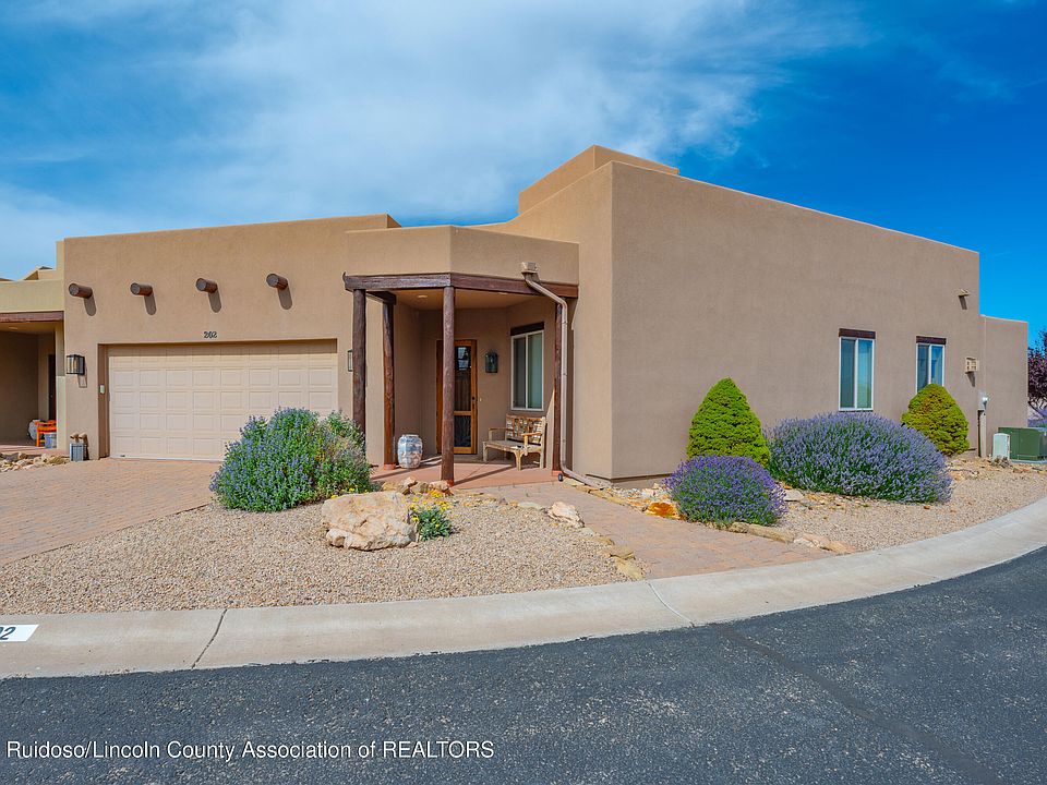 1st image of 202 Pueblo Loop
