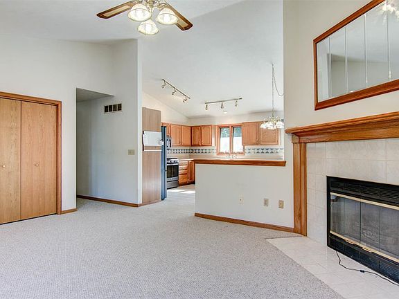 3rd image of 14509 Leo Ln