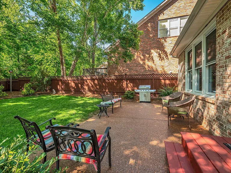 7029 Wild Iris Dr — Photo 2