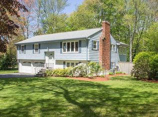 2 Evergreen Way, Medfield, MA 02052