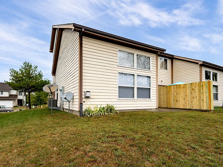 2043 Pine Forest Dr — Photo 31