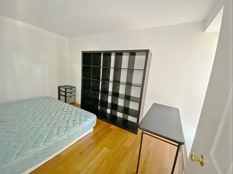 29 Concord Ave #207 — Photo 8