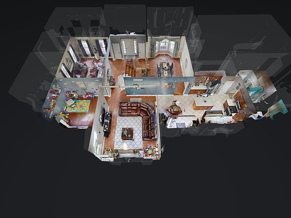2nd image of 3335 Mountain Laurel Dr