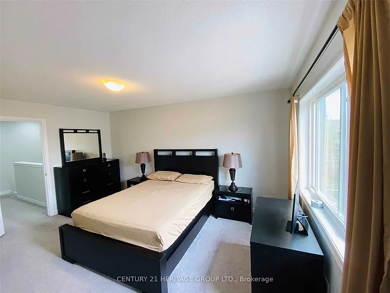 115 Harvest Hills Blvd — Photo 16