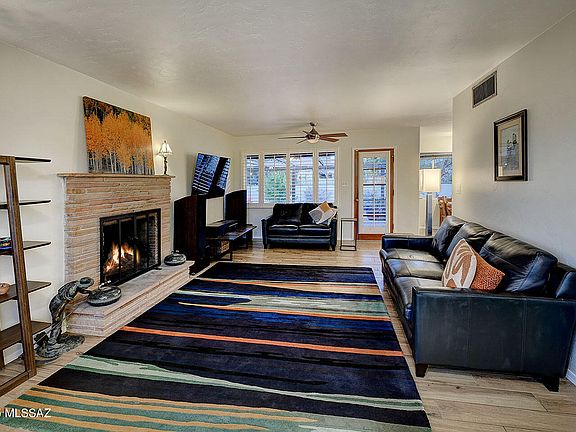3rd image of 3447 E Bunell St