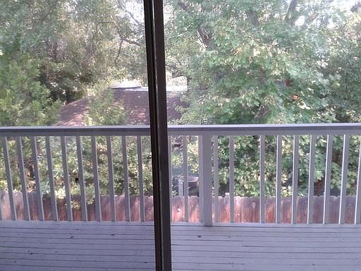 4th image of 1665 Siskiyou Blvd APT 202