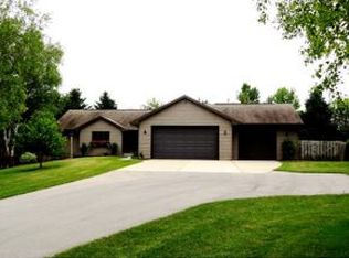 6504 Hwy R, Denmark, WI 54208