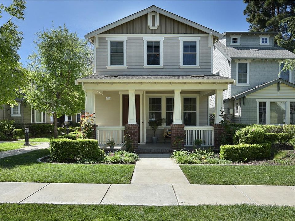 1st image of 211 Pearl Ln