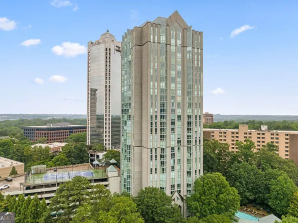 2870 Pharr Court South NW APT 203, Atlanta, GA 30305