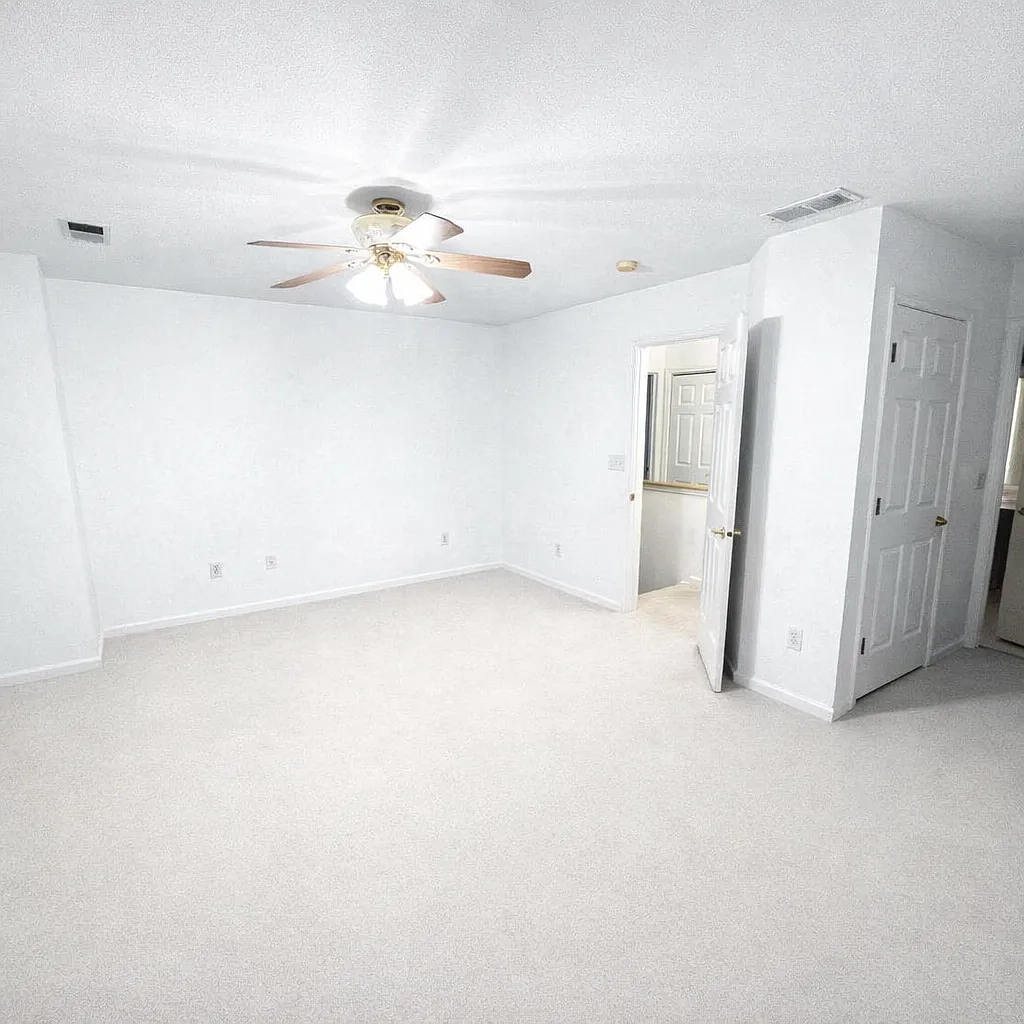 2 bed, 1.5 bath, 1268 sqft, $1,600 — Photo 2