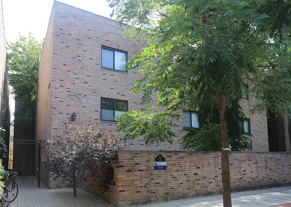 1st image of 711 W Melrose St #1-C