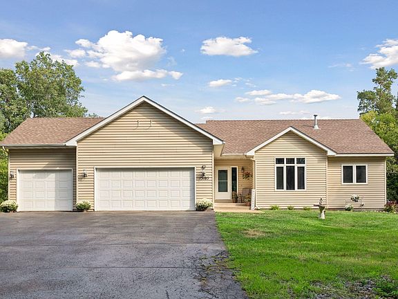 3rd image of 13185 Island View Dr NW