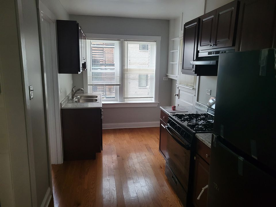 New Kitchen floors, Appliances and cabinets