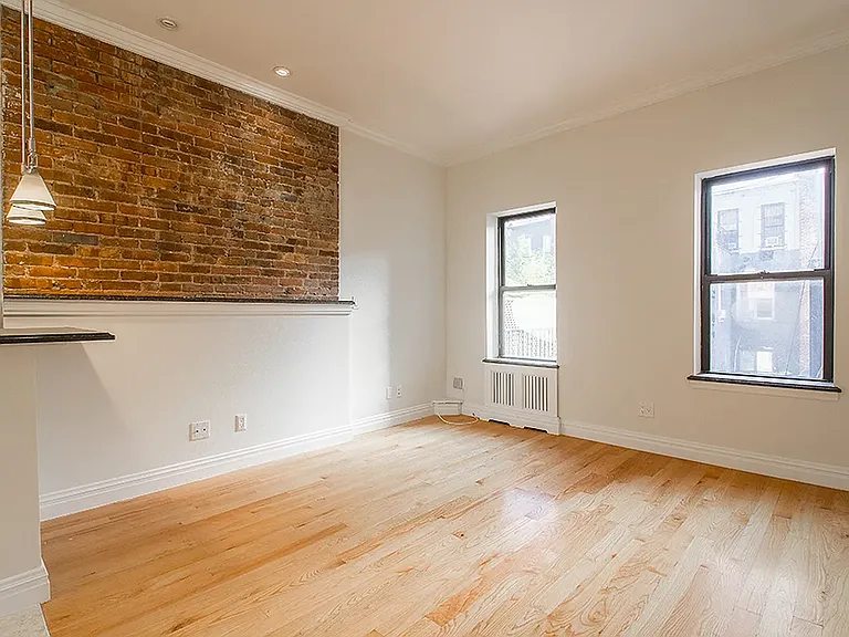 28 W 90th St #4-R — Photo 3