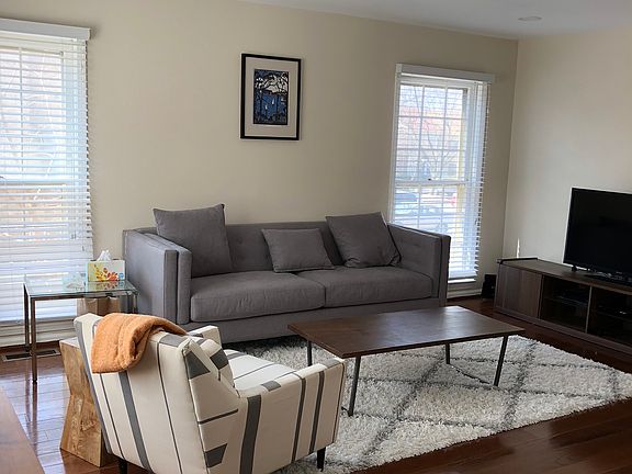 3rd image of 10201 Arizona Cir #37