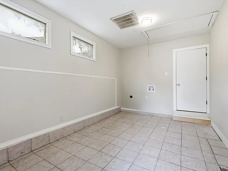 3523 Dutton Dr — Photo 14