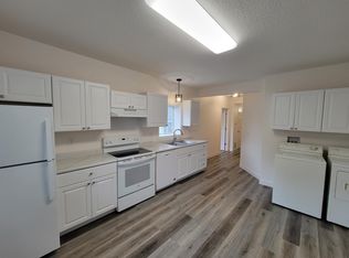 727 Bluff St, Cedar Falls, IA 50613