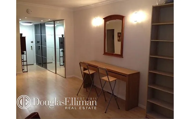 Rented by Douglas Elliman | media 15