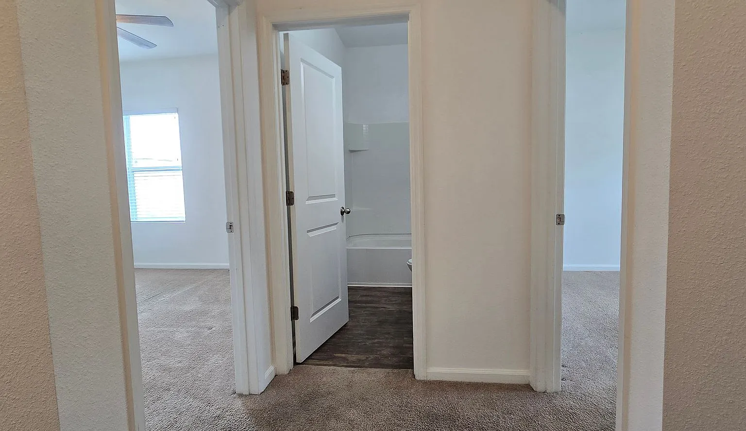 ~3/2~Merlin Ave~Shearwater Estates~Move in Ready! — Photo 4