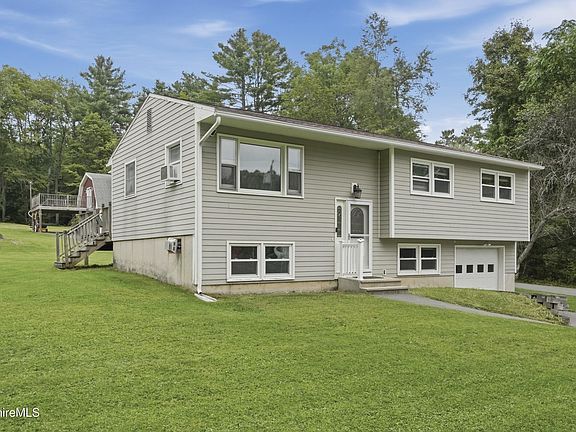 3rd image of 332 Hancock Rd