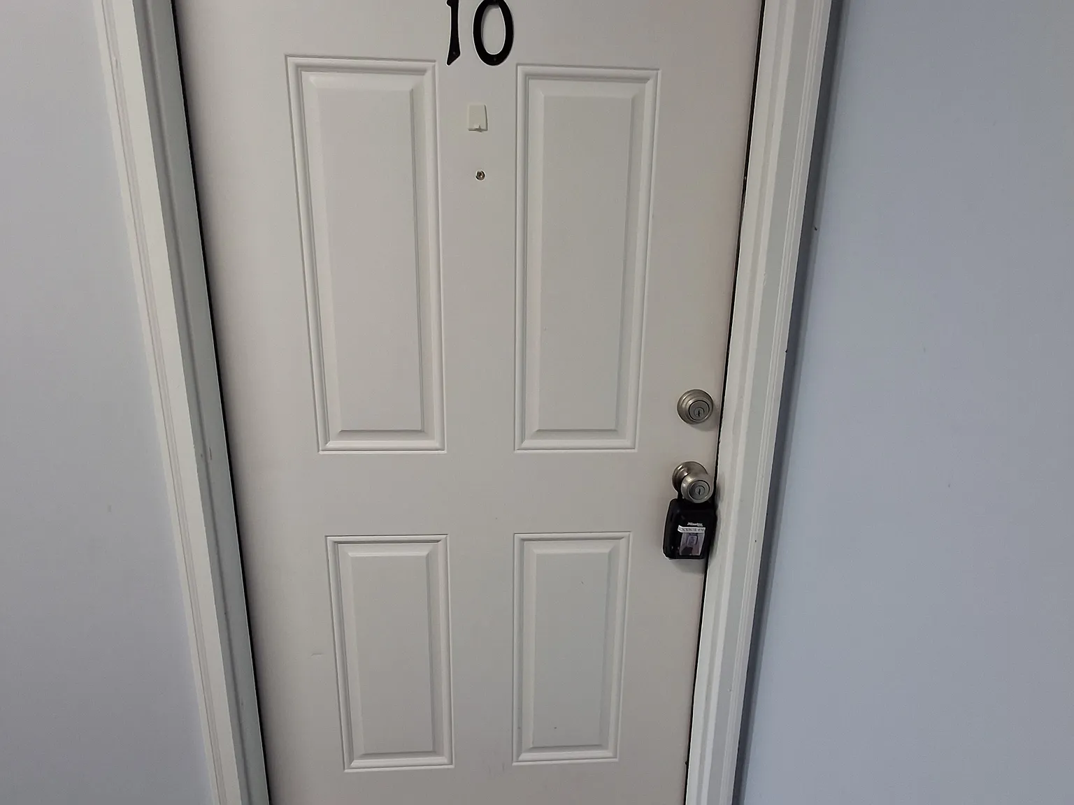 310 E Market St — Photo 1
