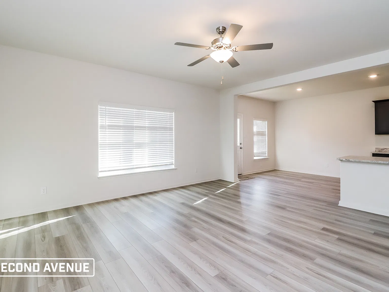 4 bed, 2.5 bath, 2189 sqft, $2,350 — Photo 2