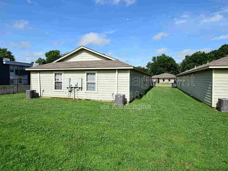 6025 S Madison Pl — Photo 14